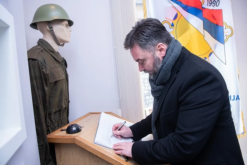 Nakon američkih sankcija: Košarac se oglasio, kaže da mu je čast što je u istom timu s Dodikom